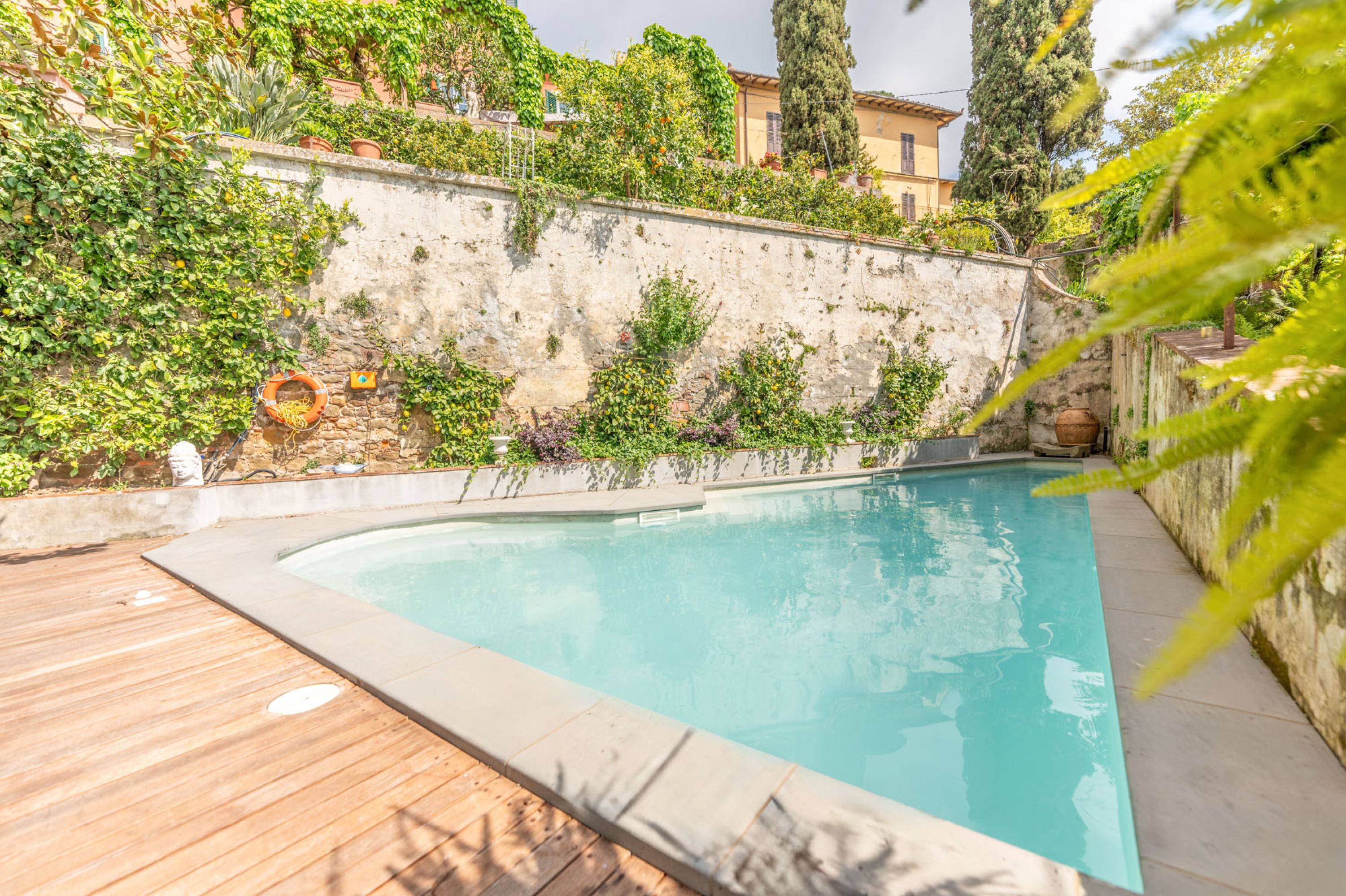 Hotel con piscina in Toscana